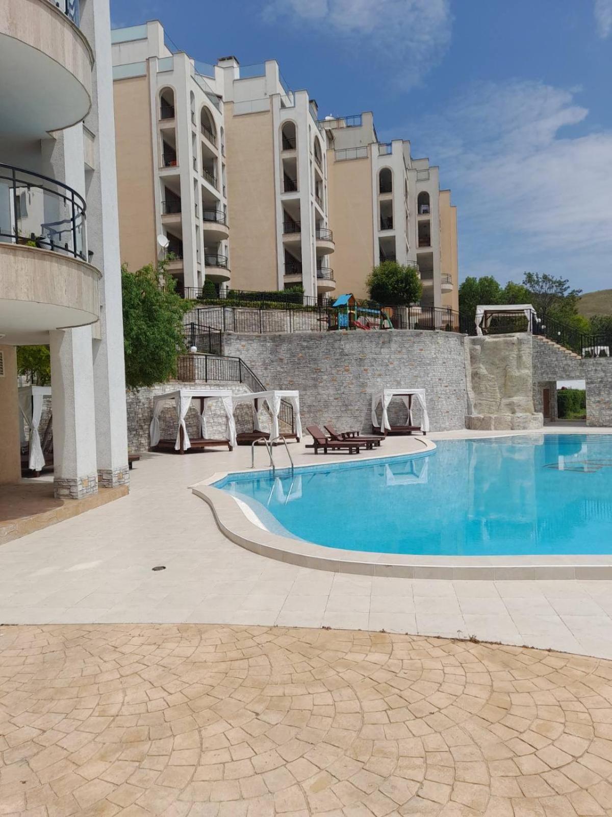 Queen'S Palace Balchik Apartment Exterior foto